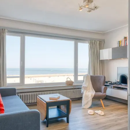 Bright With Stunning Sea View Oostende