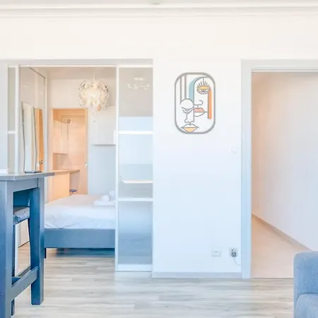 Bright With Stunning Sea View Appartement Oostende